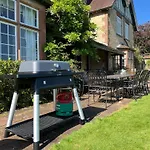 Bank House Longtown, Ideal Group With Swimming Pool & Hot Tub Semesterbostad Longtown (Cumbria)