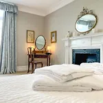 Semesterbostad Bank House Longtown, Ideal Group With Swimming Pool & Hot Tub Longtown (Cumbria)