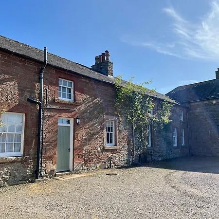 Feriehus Bank House Longtown, Ideal Group With Swimming Pool & Hot Tub *