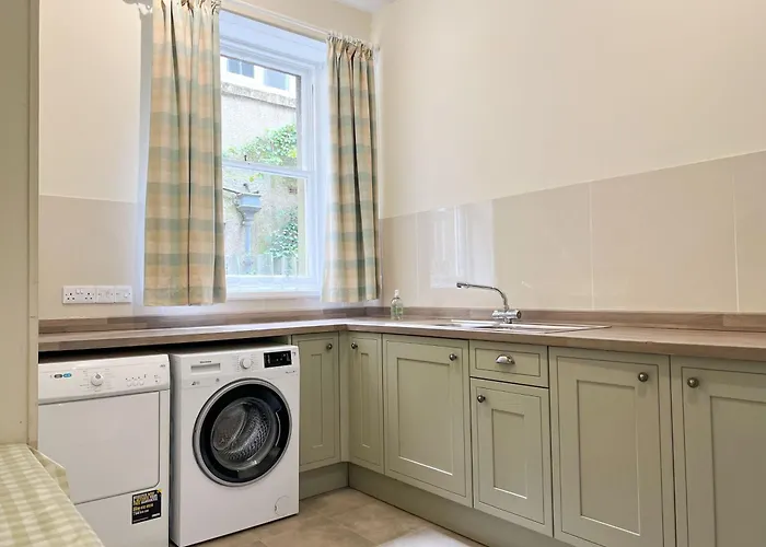 Bank House Longtown, Ideal Group With Swimming Pool & Hot Tub *